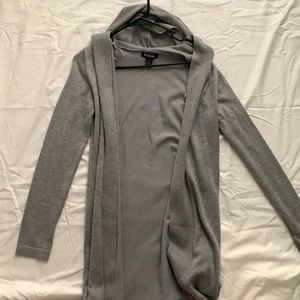 BYdesign Aayon Grey sweater with hood no stains